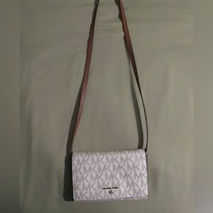 Michael Kors cross body purse